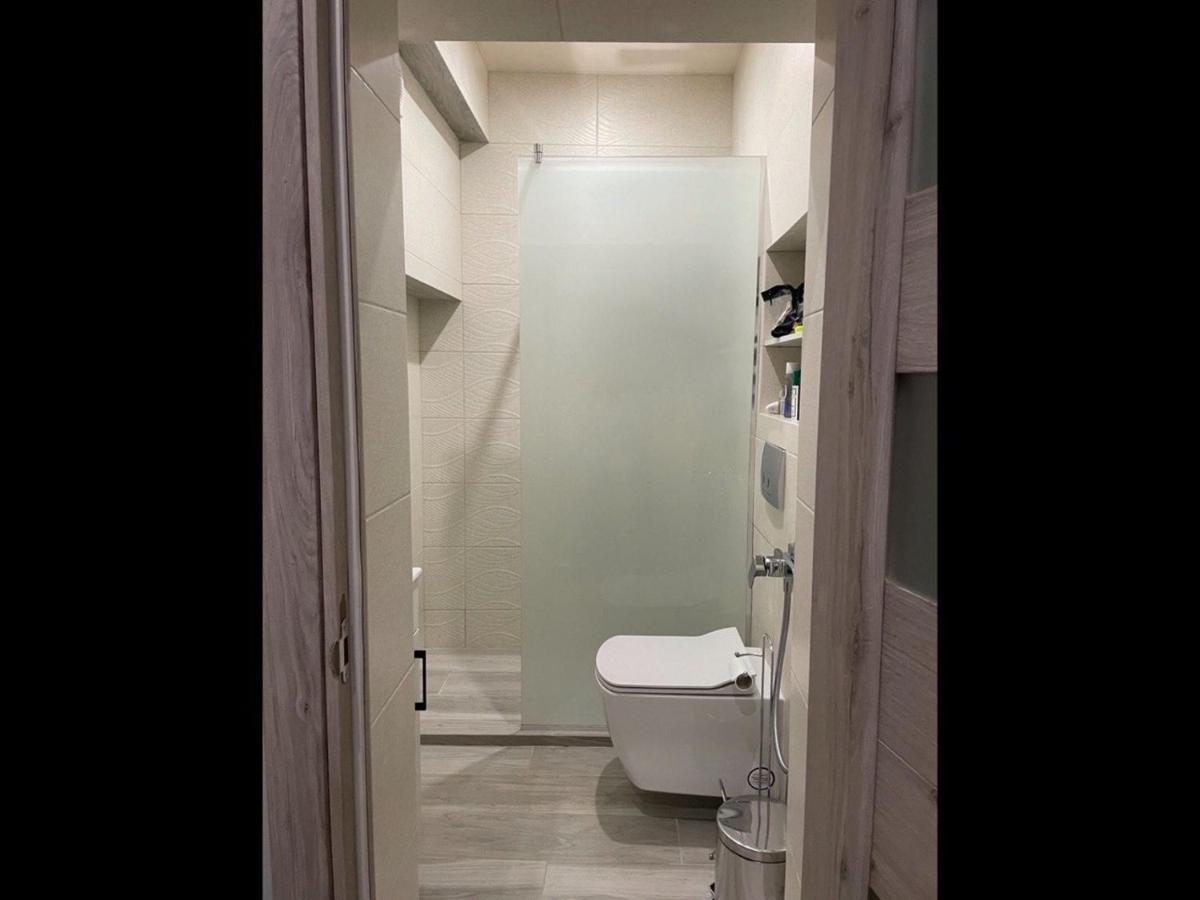Apartments Pekarska Centr - Світло Є! Lviv Extérieur photo