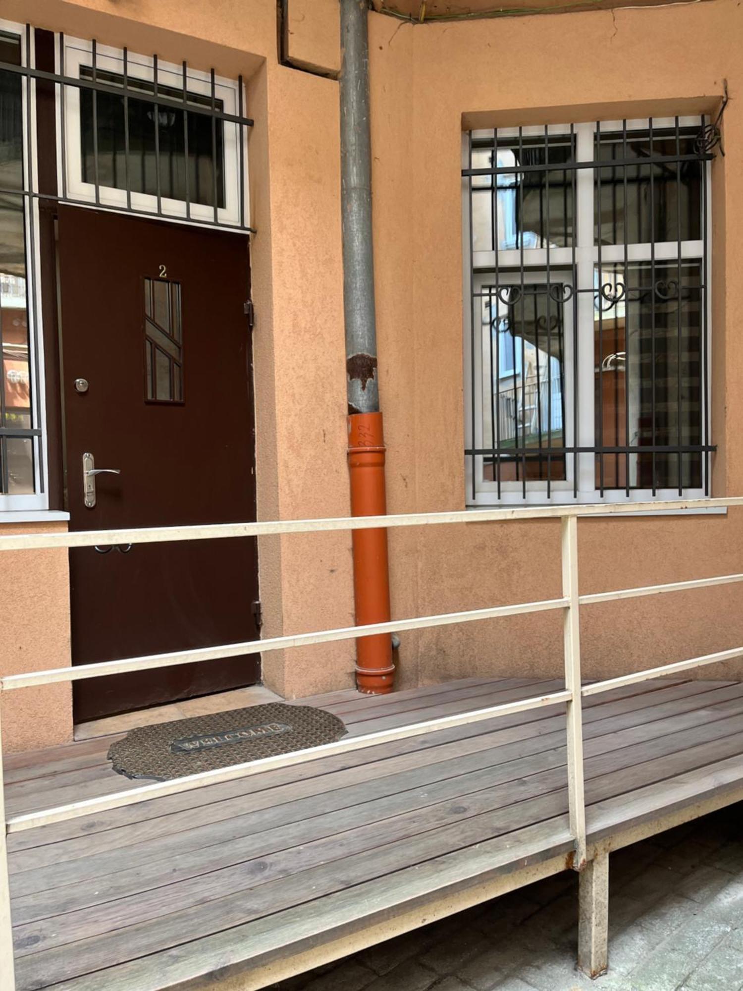 Apartments Pekarska Centr - Світло Є! Lviv Extérieur photo